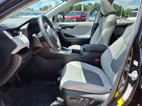 Certified 2023 Toyota RAV4 XLE Premium FWD image 18