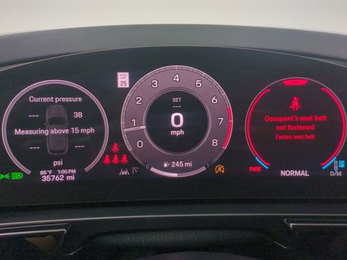 Certified 2024 Porsche Cayenne AWD/4WD image 12