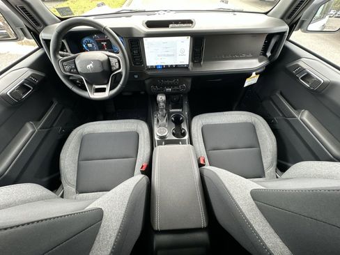 New 2025 Ford Bronco Big Bend image 30