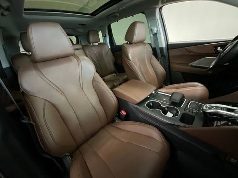 Certified 2024 Acura MDX SH-AWD w/ Technology Package image 21