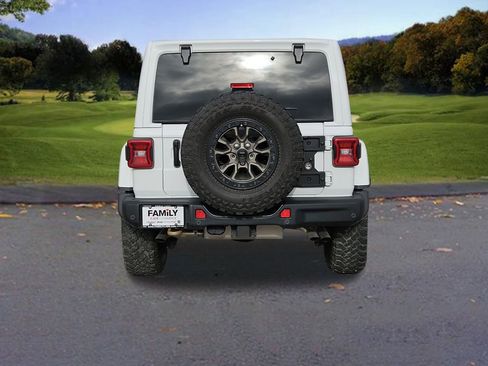 Used 2022 Jeep Wrangler Unlimited Rubicon w/ Trailer Tow Package image 5