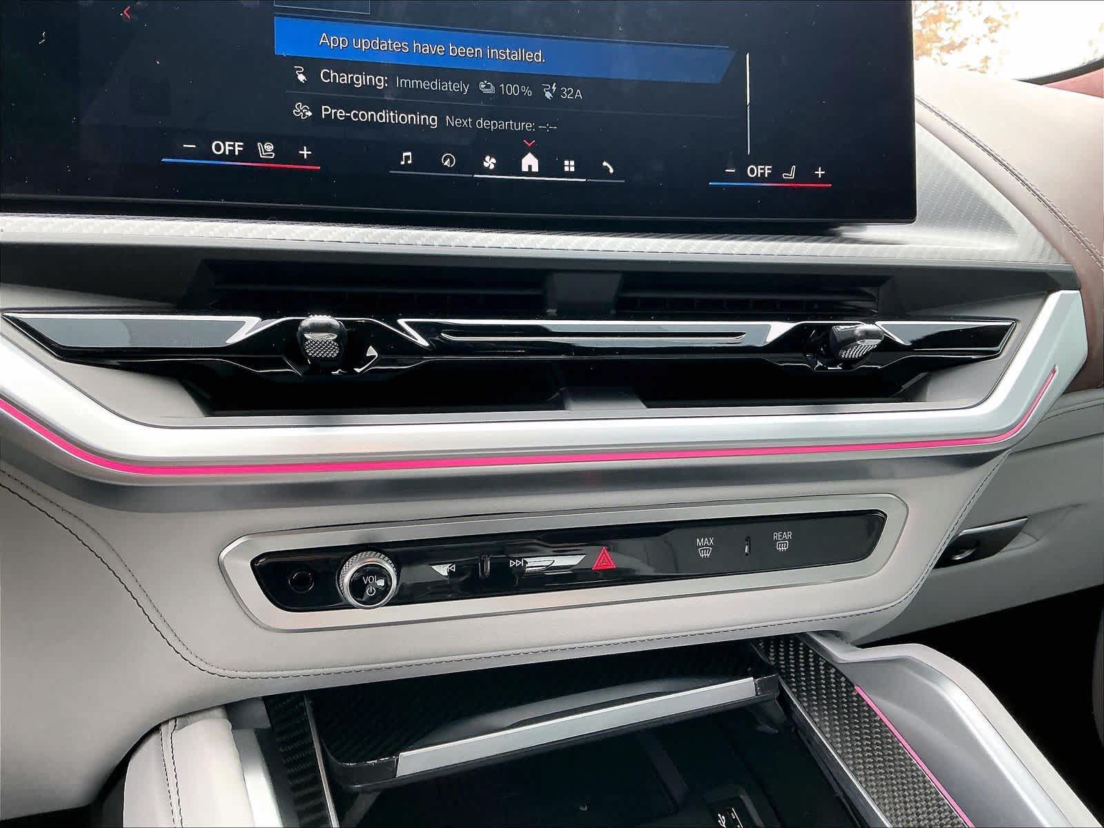 Used 2025 BMW XM AWD/4WD image 33