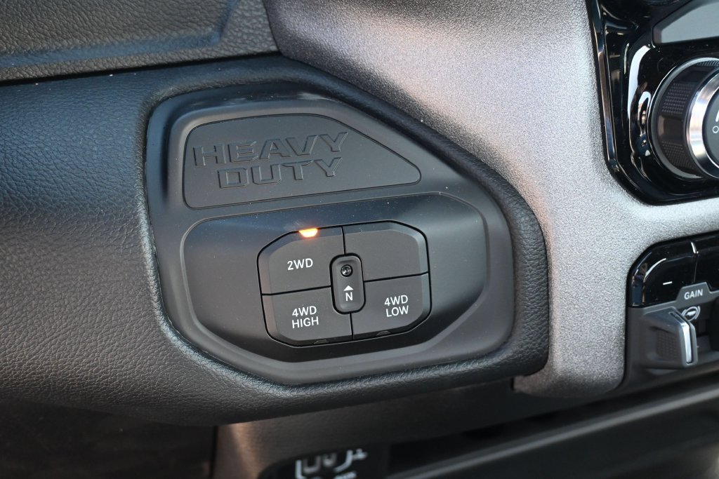 New 2027 RAM 3500 Tradesman AWD/4WD image 17