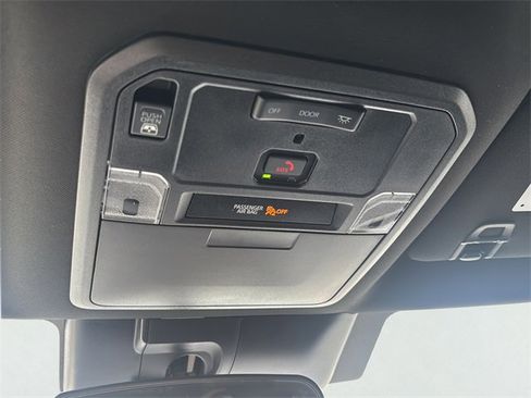 Used 2025 Toyota Tundra SR w/ SR Tow Package image 31