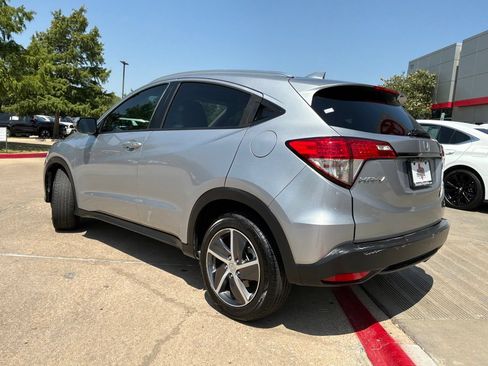 Used 2022 Honda HR-V EX image 8