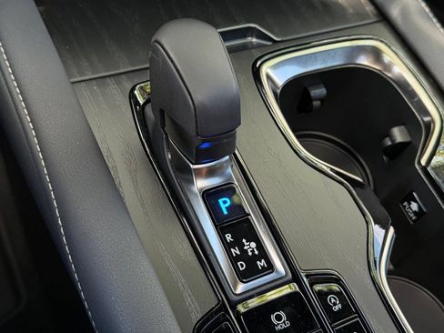 Used 2025 Lexus RX 350 F Sport w/ Convenience Package AWD/4WD image 16