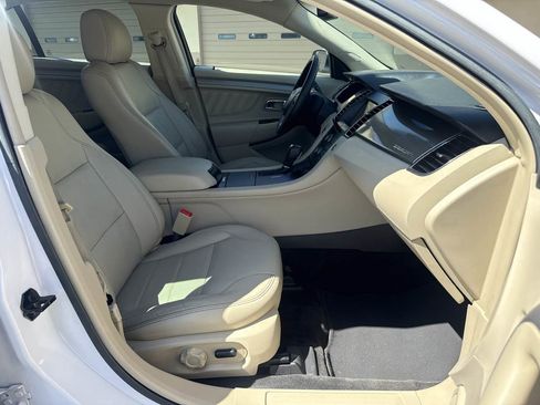 Used 2016 Ford Taurus SEL w/ Equipment Group 201A image 19