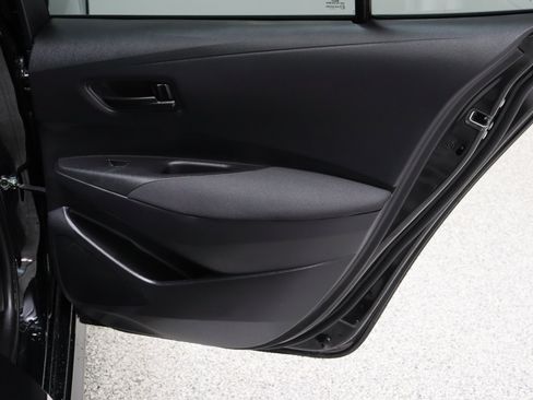 Used 2026 Toyota Corolla LE FWD image 30
