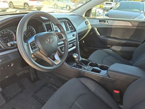 Used 2019 Hyundai Sonata SE FWD image 12