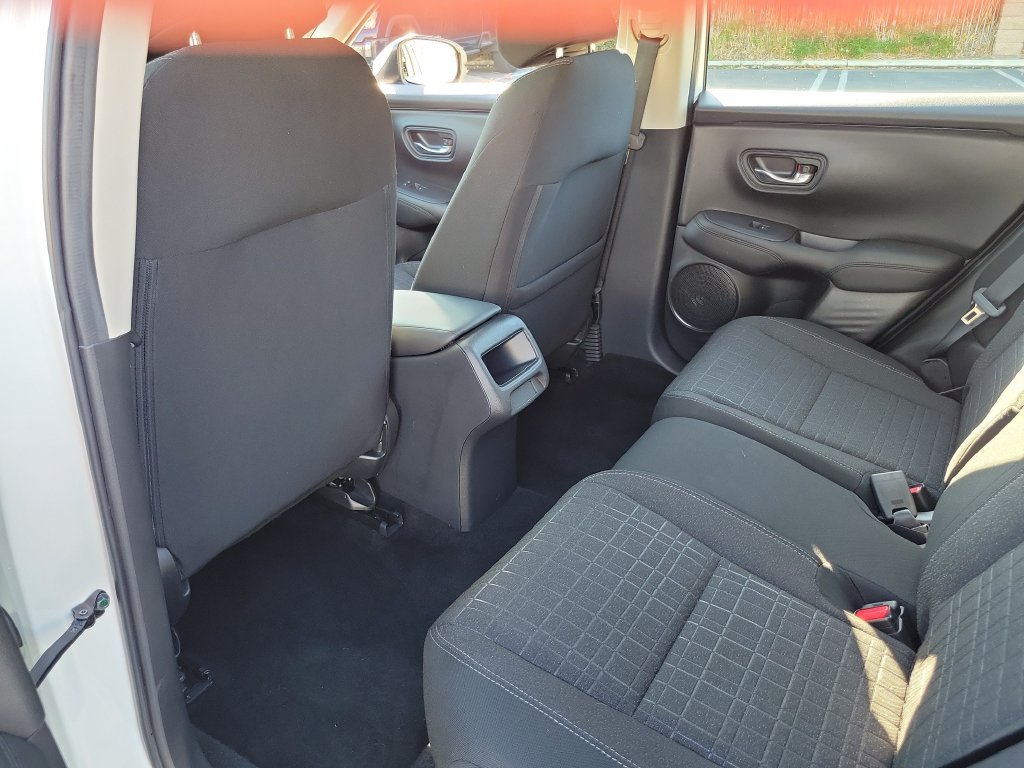 Certified 2025 Honda HR-V LX image 14
