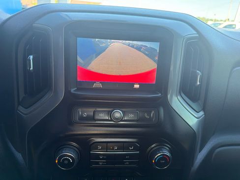 Used 2020 Chevrolet Silverado 1500 Custom Trail Boss w/ Custom Convenience Package AWD/4WD image 20
