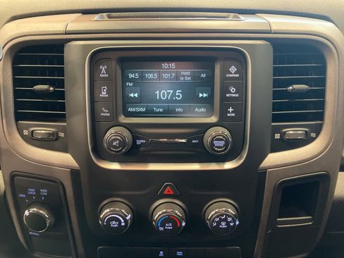 Used 2017 RAM 1500 Express w/ Black Ram 1500 Express Group image 18