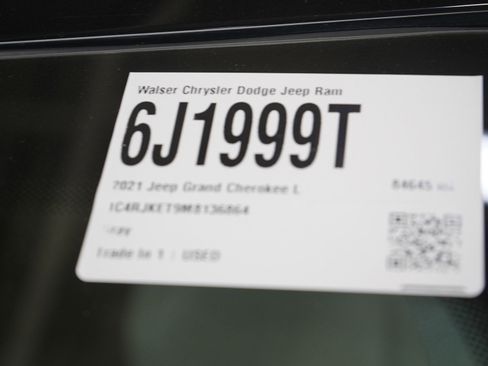 Used 2021 Jeep Grand Cherokee L Summit w/ Advanced Protech Group IV image 32