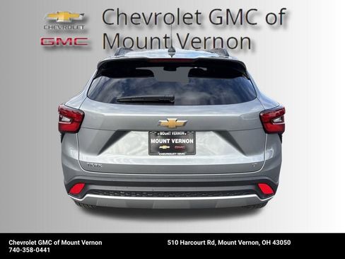 New 2025 Chevrolet Trax LT w/ LT Convenience Package image 4