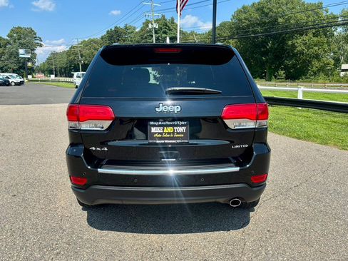 Used 2018 Jeep Grand Cherokee Limited AWD/4WD image 7