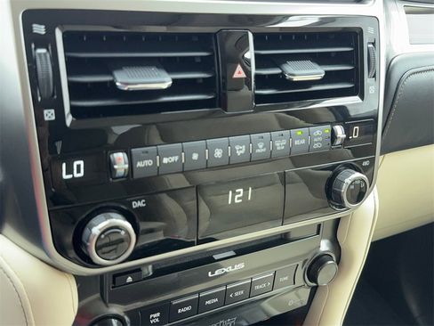 Used 2022 Lexus GX 460 Premium image 28