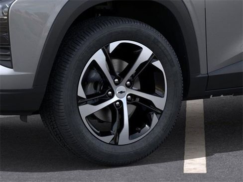New 2026 Chevrolet Trax RS w/ Sunroof Package image 9