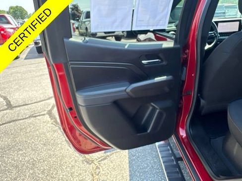Used 2024 Chevrolet Colorado LT w/ LT Convenience Package II AWD/4WD image 21