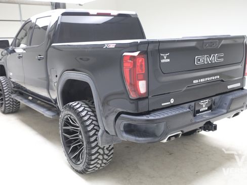 Used 2022 GMC Sierra 1500 Elevation AWD/4WD image 3