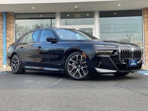 Used 2024 BMW 750e xDrive AWD/4WD image 43