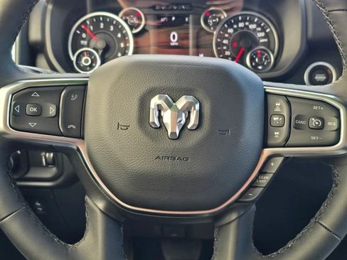 New 2026 RAM 1500 4x4 Crew Cab image 17