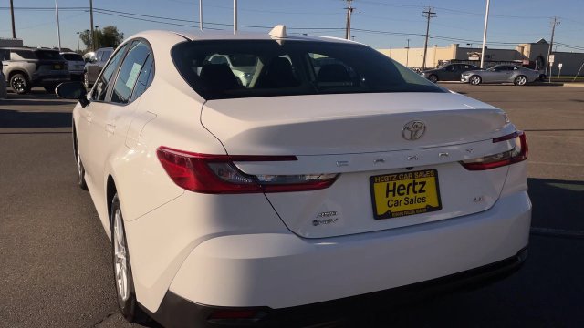 Used 2025 Toyota Camry LE AWD/4WD image 10