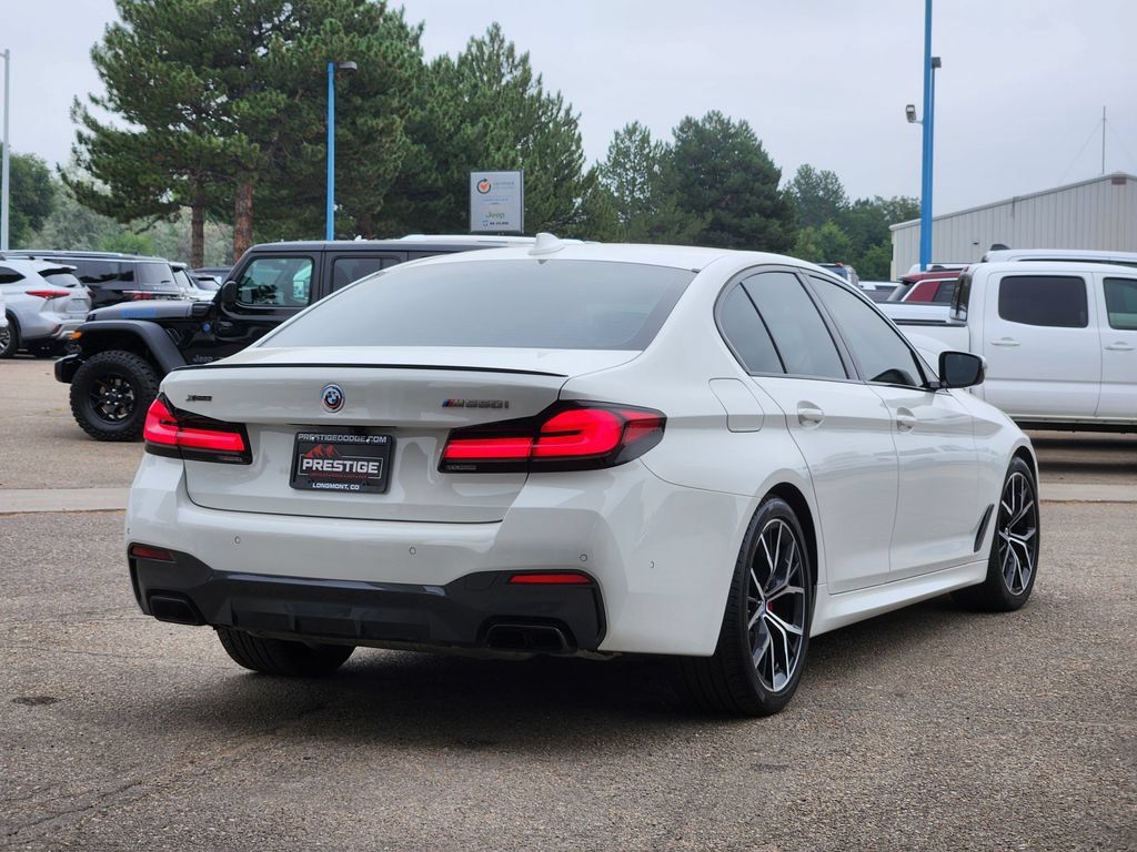 Used 2023 BMW M550i xDrive w/ Executive Package AWD/4WD image 3