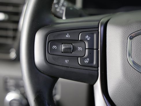 Used 2023 GMC Sierra 1500 AT4 w/ Technology Package image 18