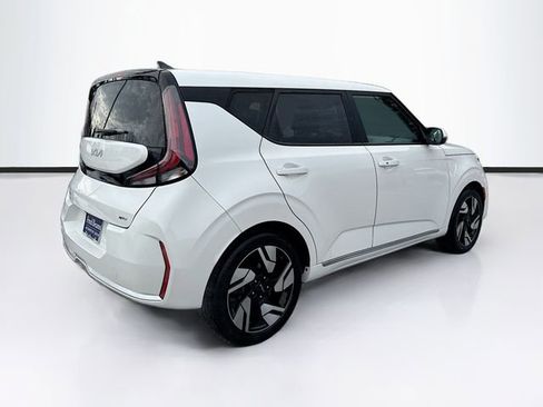 Used 2023 Kia Soul GT-Line image 10