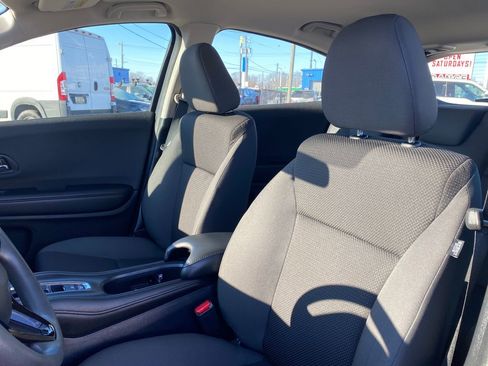 Used 2022 Honda HR-V LX image 10