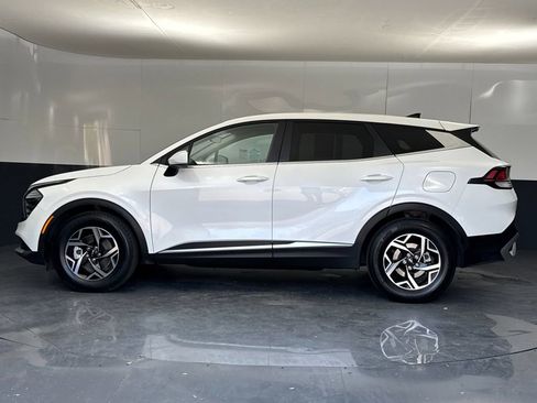 Used 2024 Kia Sportage LX image 6