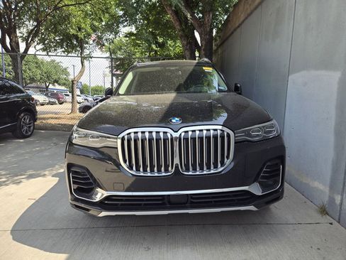 Used 2020 BMW X7 xDrive40i w/ Premium Package AWD/4WD image 4