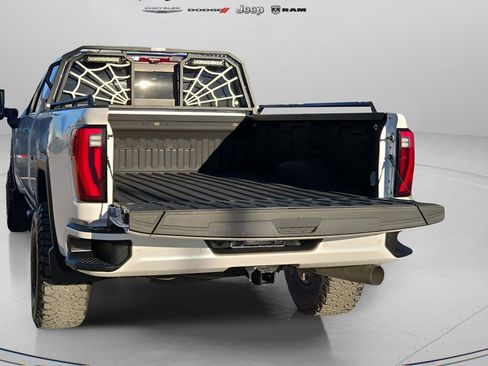 Used 2024 GMC Sierra 3500 Denali Ultimate w/ LPO, GMC Protection Package image 34