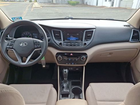 Used 2017 Hyundai Tucson SE image 10