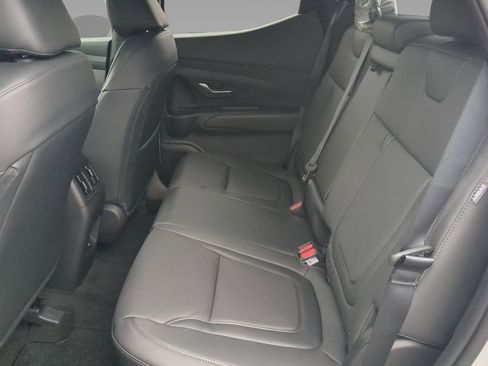Certified 2025 Hyundai Santa Cruz SEL FWD image 21