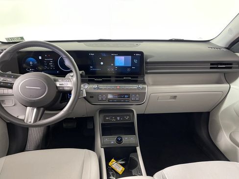 Certified 2025 Hyundai Kona SEL AWD/4WD image 14