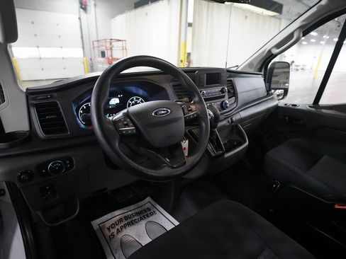 Used 2023 Ford Transit 250 Low Roof AWD w/ Exterior Upgrade Package image 5