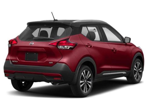 Used 2020 Nissan Kicks SR w/ SR Premium Package image 2