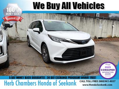Used 2023 Toyota Sienna LE