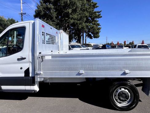 Used 2018 Ford Transit 250 138 image 5