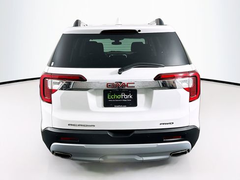 Used 2023 GMC Acadia SLE w/ Driver Convenience Package image 7