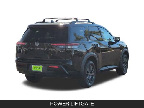 New 2026 Nissan Pathfinder SV image 8