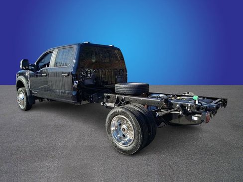 New 2026 Ford F450 4x4 Crew Cab Super Duty image 4