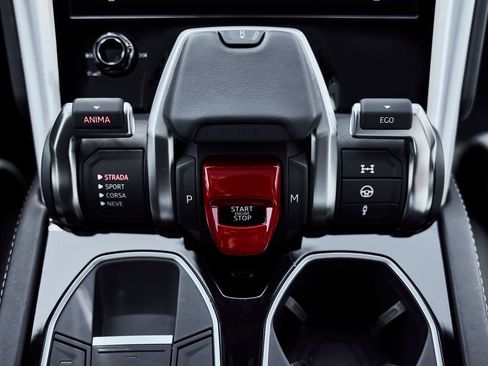 Used 2019 Lamborghini Urus AWD/4WD image 71