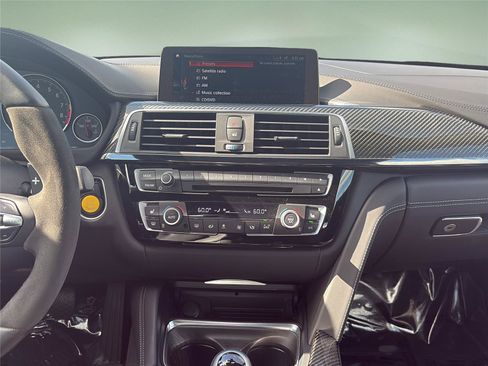 Used 2019 BMW M4 Coupe RWD image 10