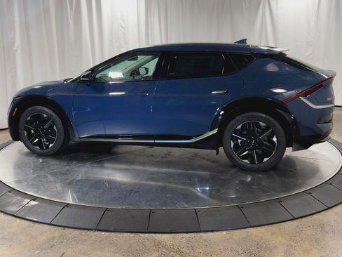 New 2025 Kia EV6 Wind image 6