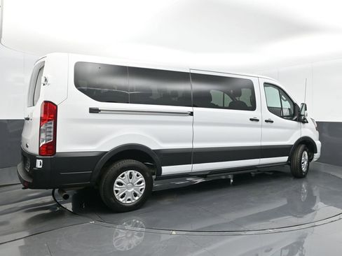 Used 2023 Ford Transit 350 XLT image 7