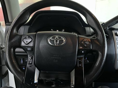 Used 2019 Toyota Tundra SR image 30