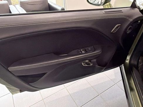 Used 2022 Dodge Challenger SRT Hellcat w/ Plus Package image 12