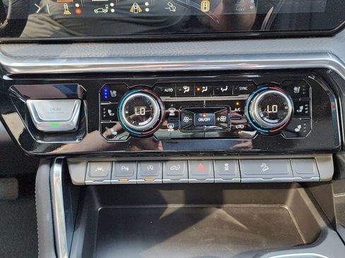 New 2026 GMC Sierra 1500 Denali w/ Denali Reserve Package image 29